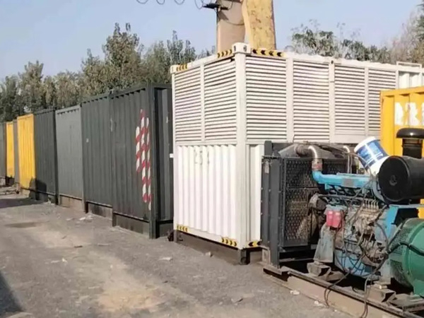 广德200KW柴油发电机机组每小时油耗是多少？